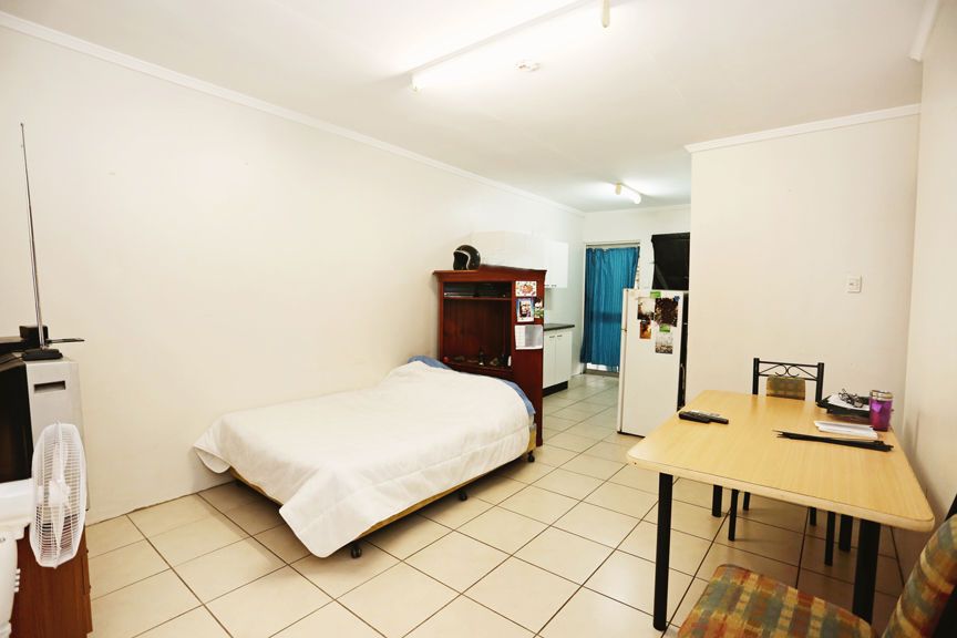 Unit 1 & 2/122 Webb Street, Mount Isa QLD 4825, Image 1