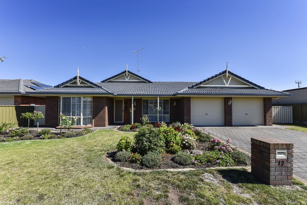13 Woodhaven Place, Mount Gambier SA 5290