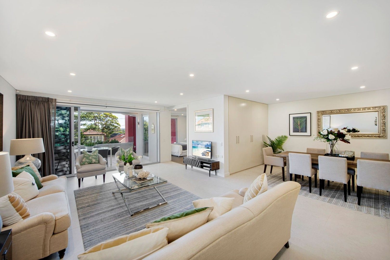 3 bedrooms Apartment / Unit / Flat in 1/154-156 Sailors Bay Road NORTHBRIDGE NSW, 2063