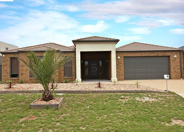 12 Tantallon Crescent, Derrimut VIC 3026