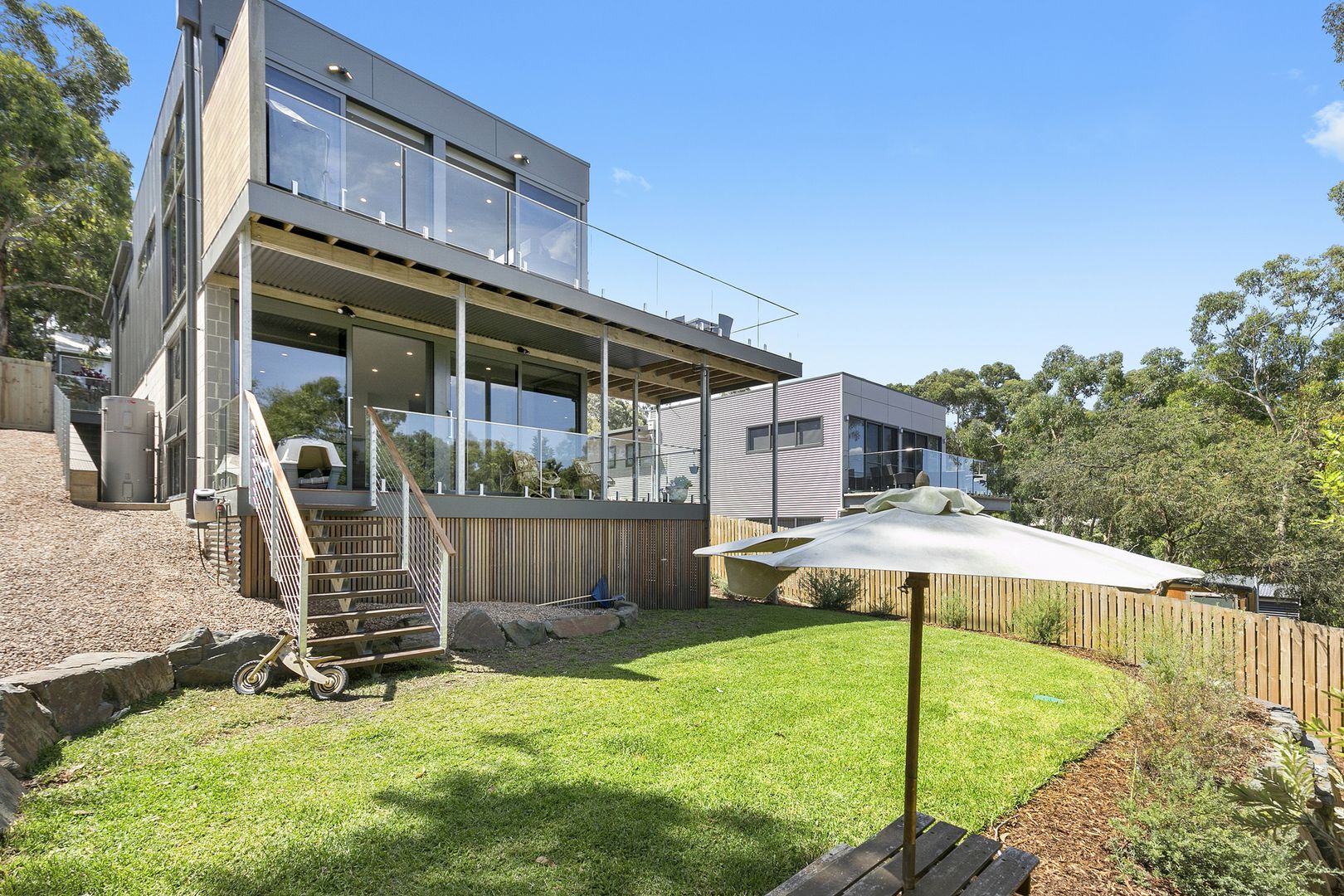 15 Normanby Terrace, Lorne VIC 3232, Image 2