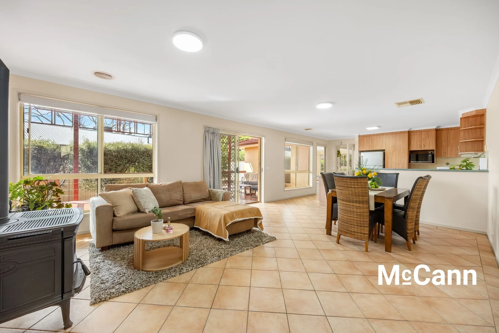 Additional image 3 of 32 Jane Sutherland Street, Conder ACT 2906