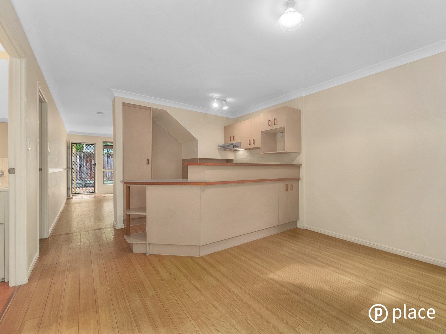 2/179 Norman Avenue, Norman Park QLD 4170, Image 1