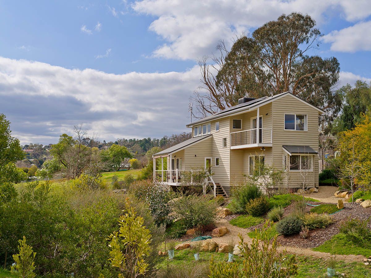 1B Britton Street, Castlemaine Property History & Address Research