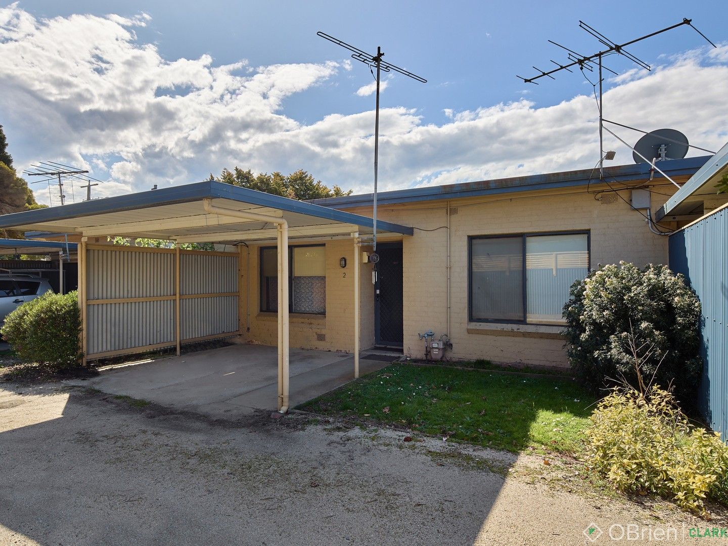 2 bedrooms Apartment / Unit / Flat in 2/82 Brandy Creek Road WARRAGUL VIC, 3820