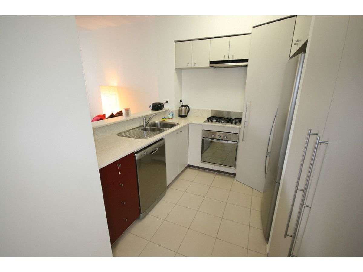302/333 Water Street, Fortitude Valley QLD 4006, Image 2