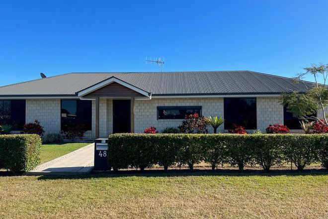 Picture of 48 Gibsons Road, BURNETT HEADS QLD 4670