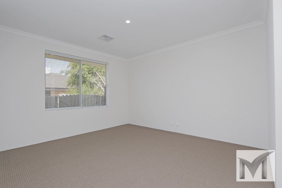 16A Scribbly Gum Sq, Willetton WA 6155, Image 2