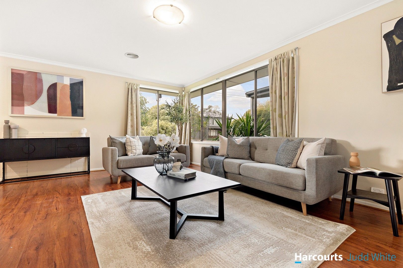 4 bedrooms House in 205 Brandon Park Drive WHEELERS HILL VIC, 3150