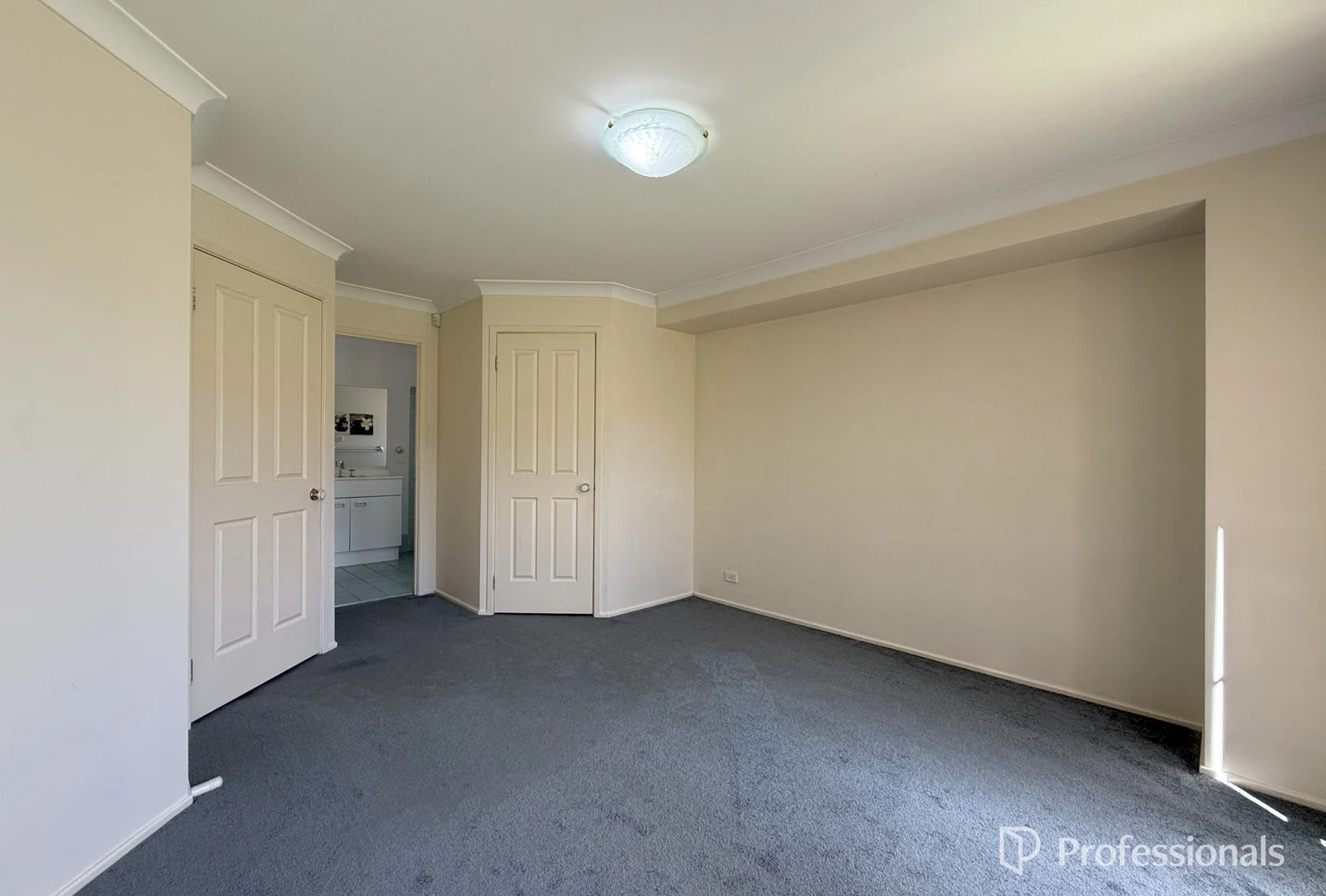 Additional image 5 of 2 Lloyd Place, Casula NSW 2170