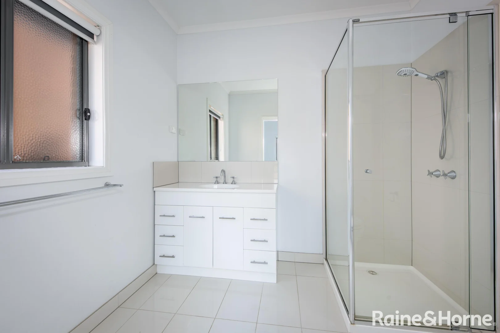 Additional image 9 of 10/92 Fersfield Road, Gisborne VIC 3437