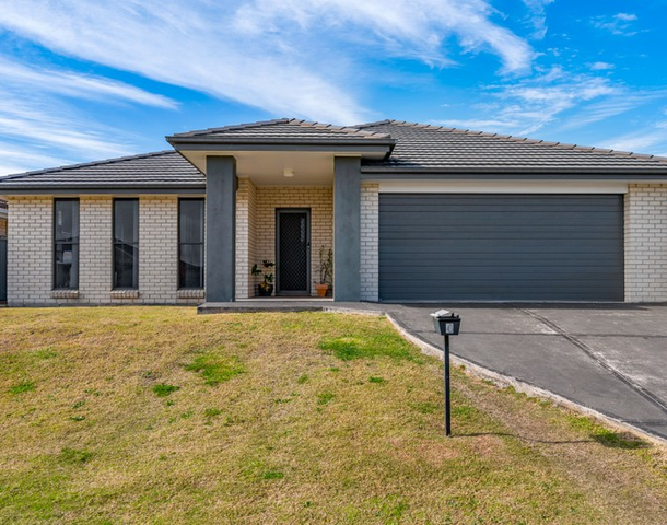 4 Hepburn Close, Rutherford NSW 2320