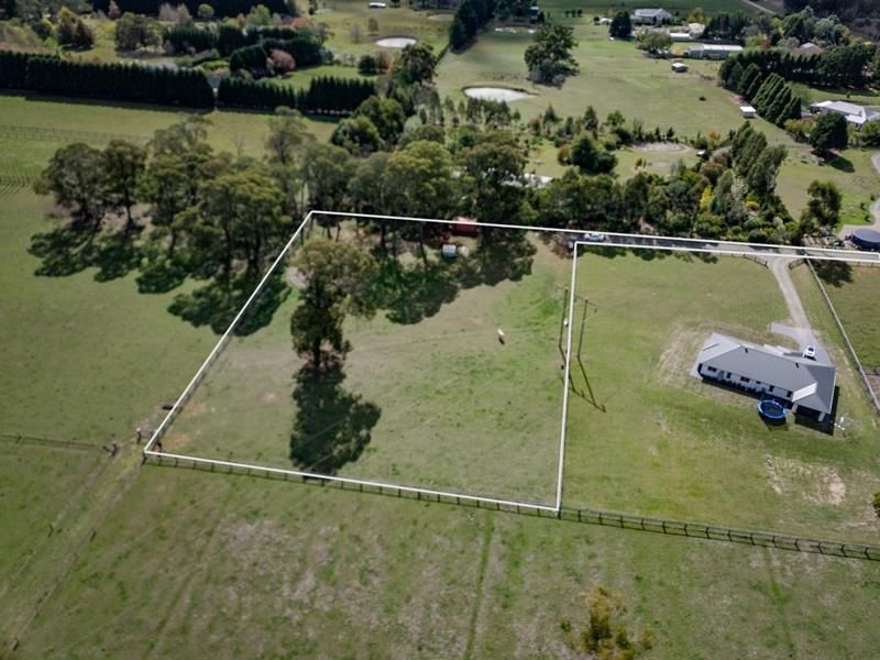 63 Greasons Road, Bundanoon NSW 2578, Image 2