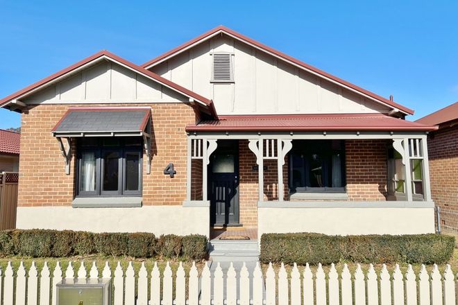 Picture of 4 Boorowa Street, YOUNG NSW 2594