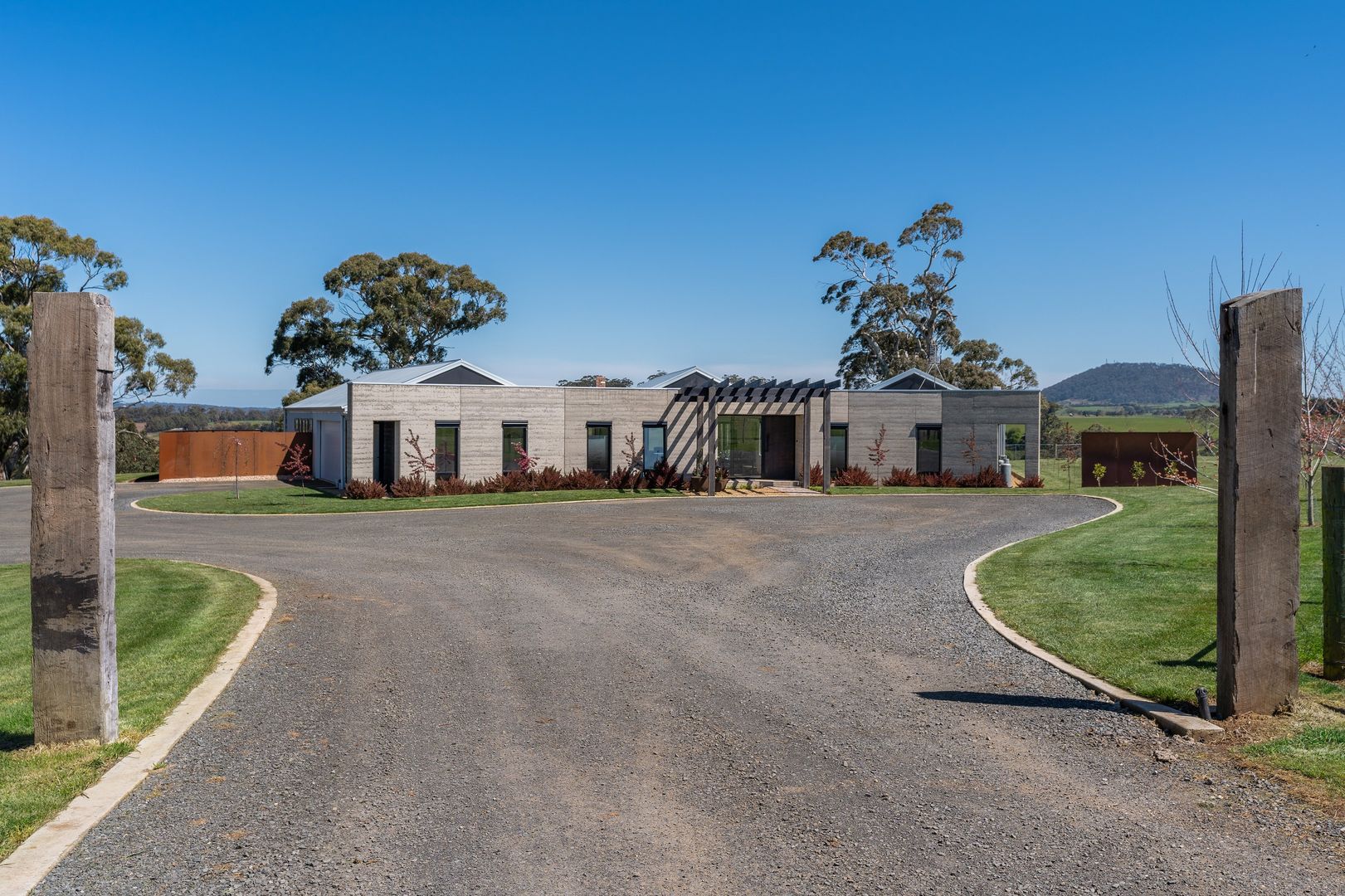 176 Peerewerrh Road, Millbrook VIC 3352, Image 2