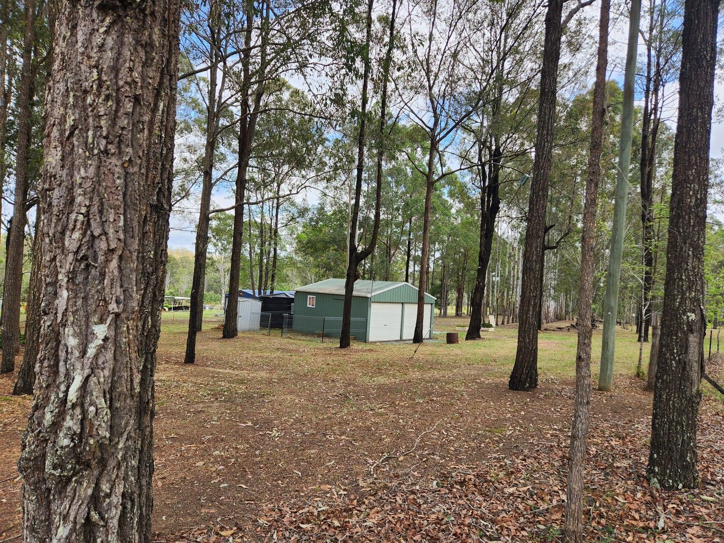1 bedrooms Rural in 105 McLaughlan Road BENARKIN QLD, 4314