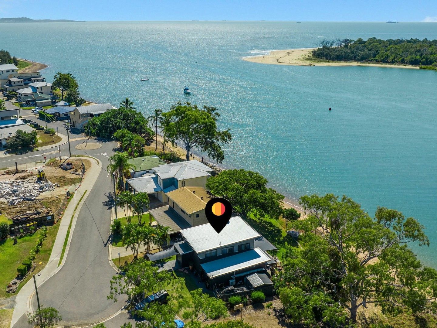 2 Island Esplanade, Boyne Island QLD 4680, Image 0