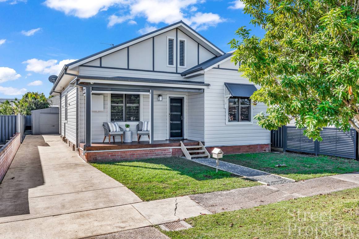 Picture of 34 Gow Street, HAMILTON NORTH NSW 2292
