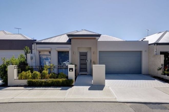 Picture of 16 Macdonagh Avenue, DARCH WA 6065