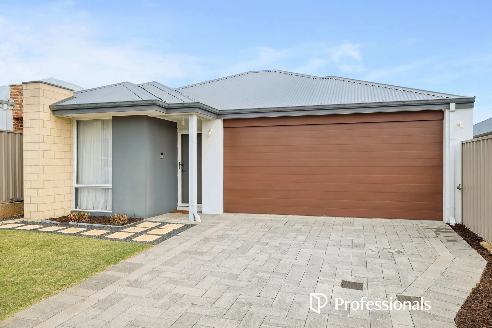 10 Anther Approach, Forrestfield WA 6058
