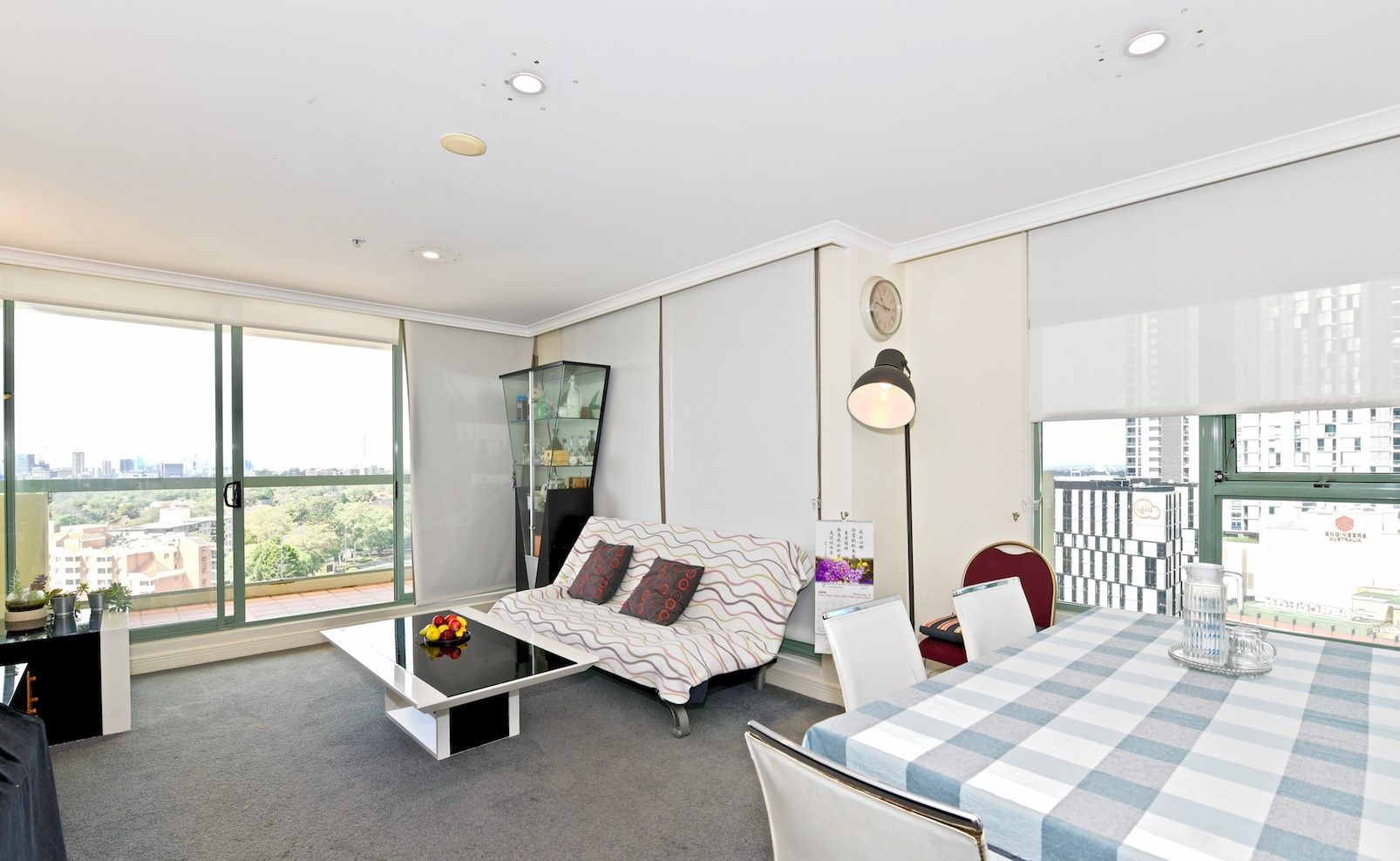2 bedrooms Apartment / Unit / Flat in 1305/37 Victor Street CHATSWOOD NSW, 2067