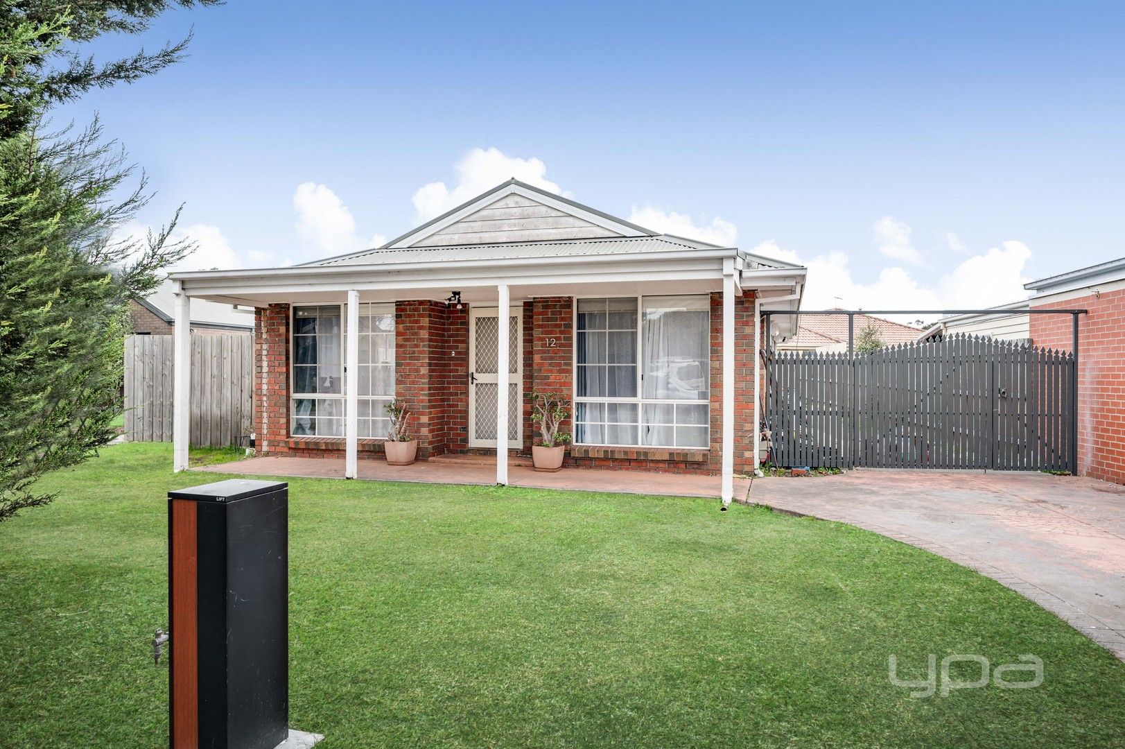 12 Addison Way, Roxburgh Park VIC 3064, Image 0