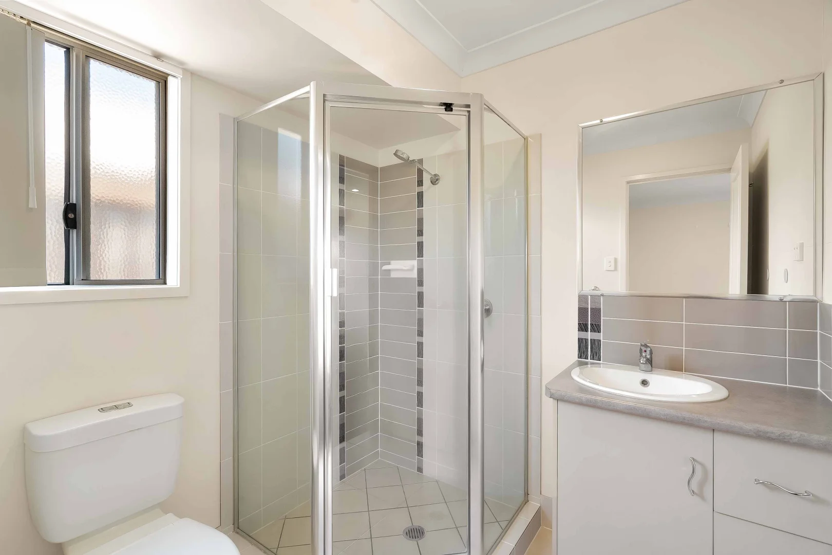 Additional image 5 of 24 Trinity Parade, Blacks Beach QLD 4740