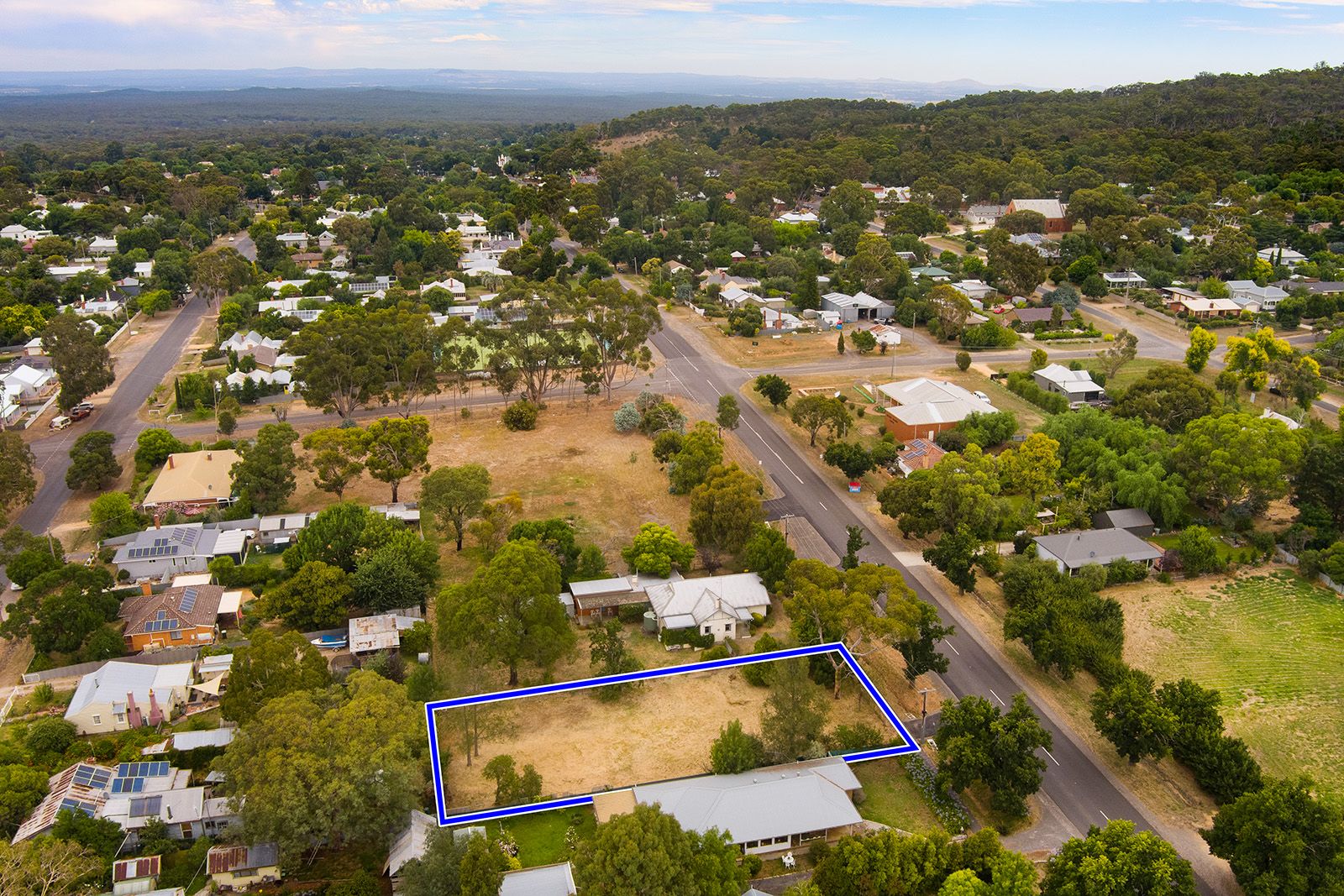 CA12, 84 High Street, Maldon VIC 3463, Image 0