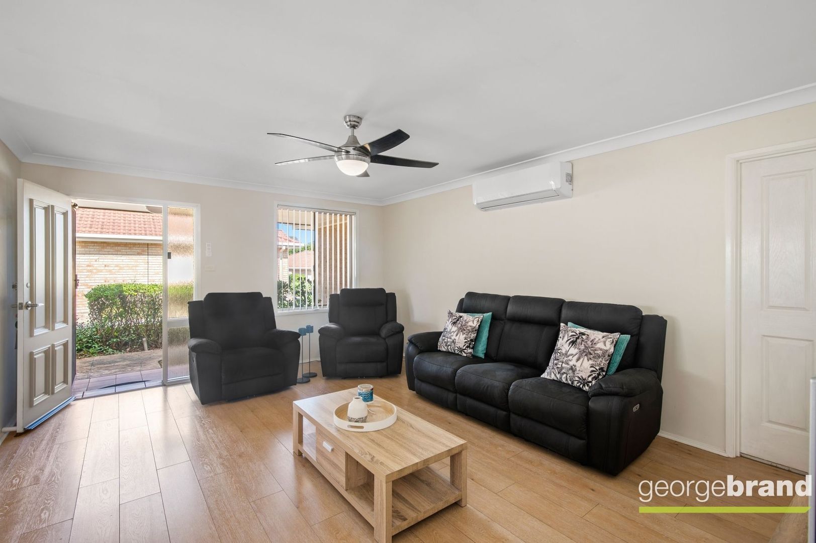 8/10 Arunta Avenue, Kariong NSW 2250, Image 2