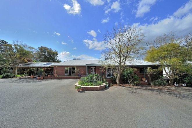 Picture of 10 Meadow Street, GUILDFORD WA 6055