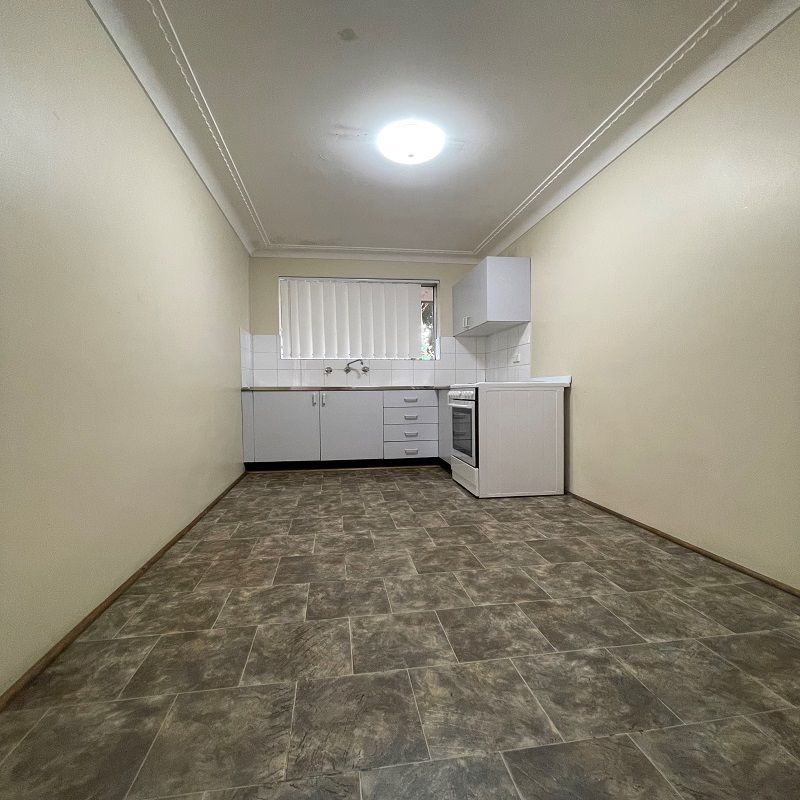 1 bedrooms Apartment / Unit / Flat in 8/79 Smart Street FAIRFIELD NSW, 2165
