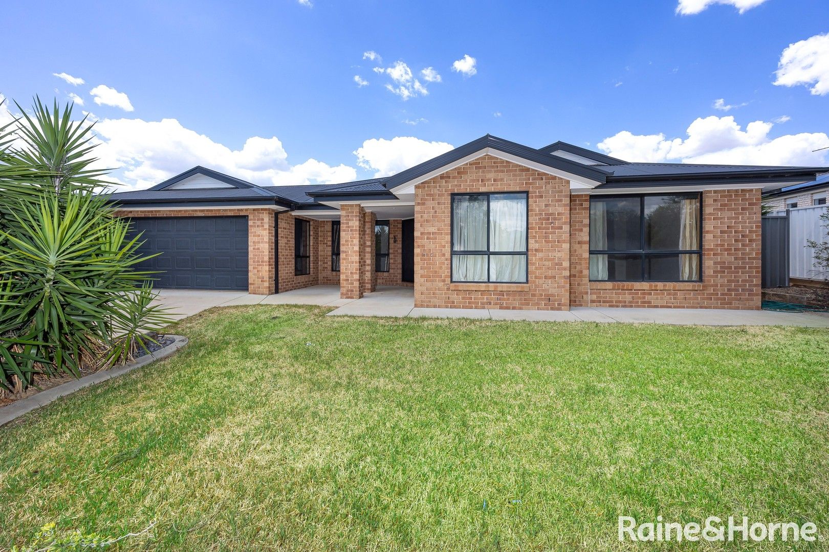 7 Brownlow Drive, Bourkelands NSW 2650, Image 0