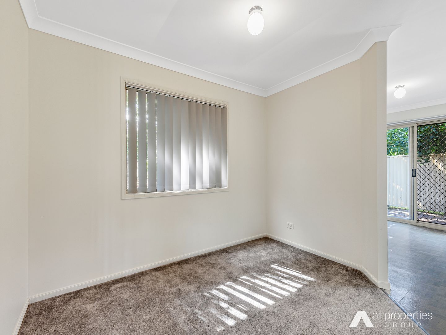 19 Wilkins Court, Boronia Heights QLD 4124, Image 2