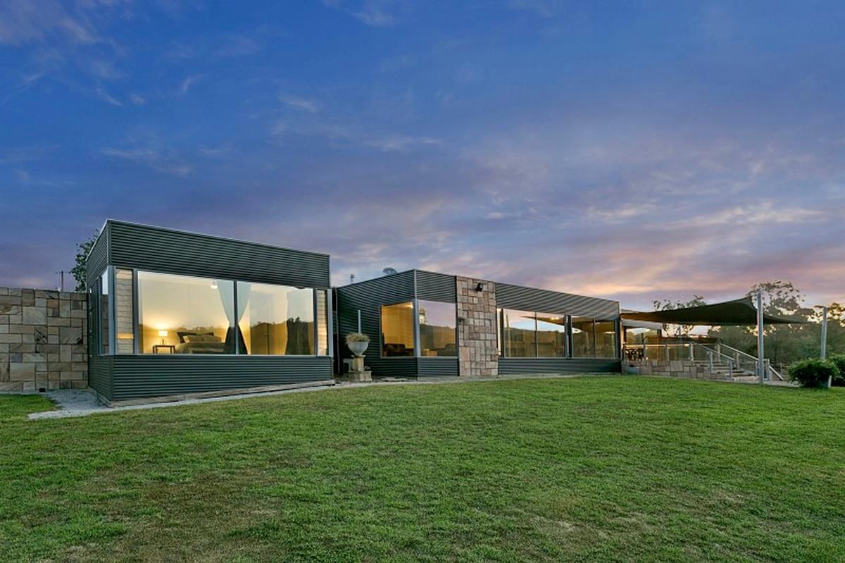 1108 Axe Creek Road, Sedgwick Property History & Address Research