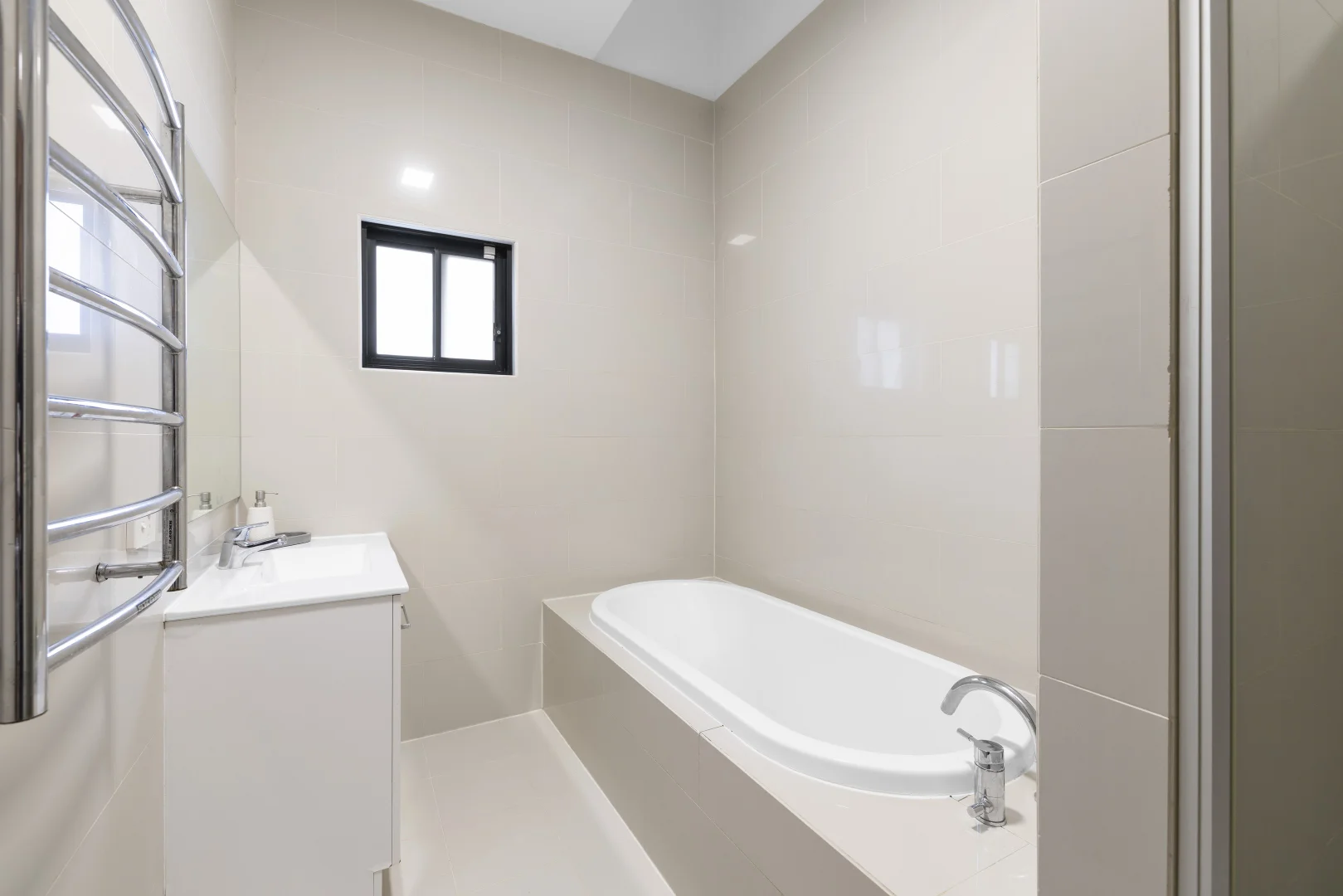 Additional image 8 of 42 Manor Road, Hornsby NSW 2077