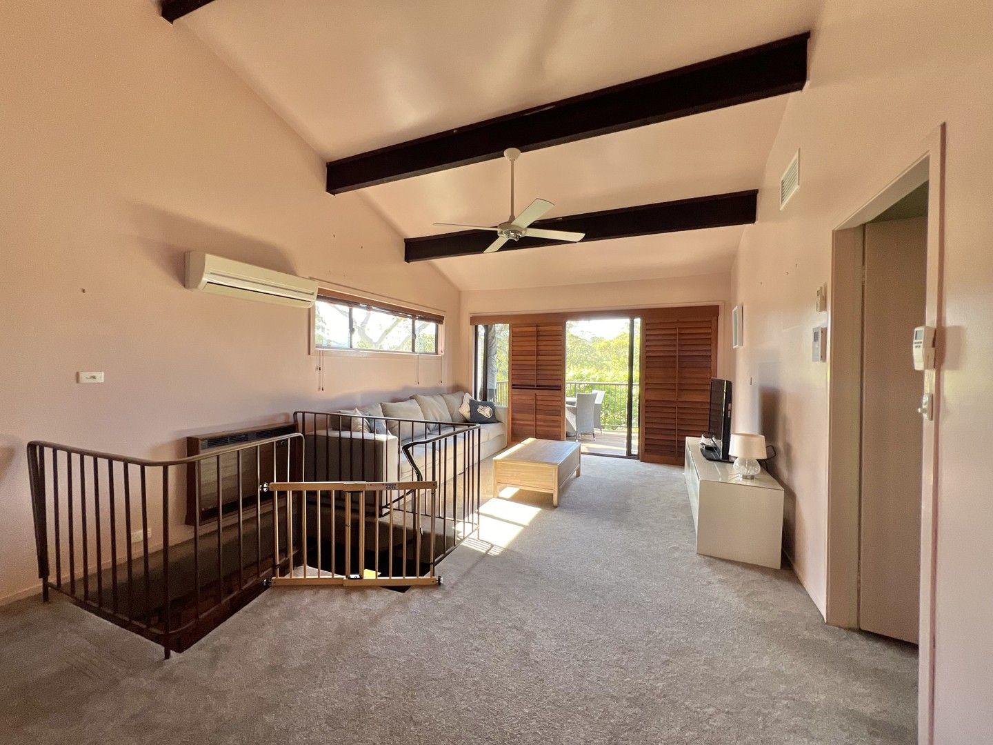 3 bedrooms House in 2 Skye Place ENGADINE NSW, 2233