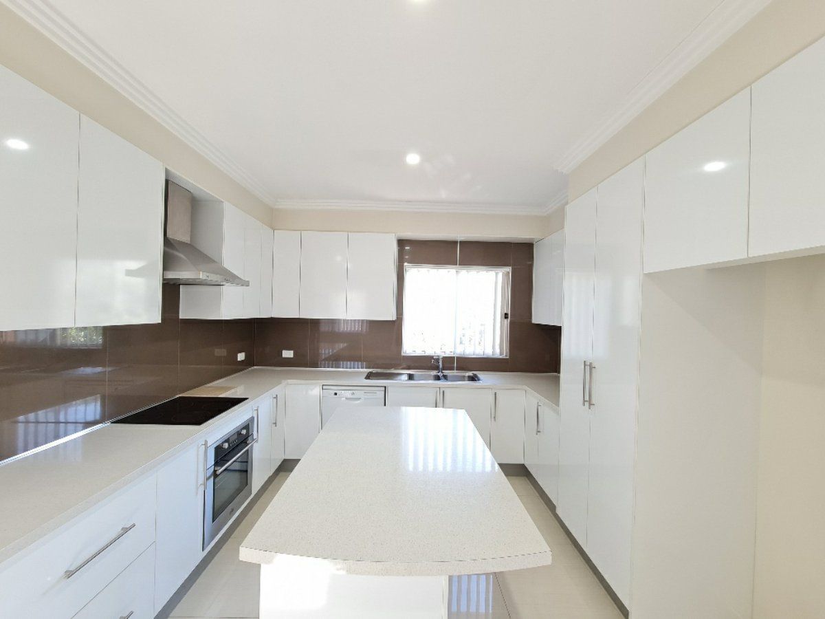 2 bedrooms House in 33 Lewis Street BONNYRIGG HEIGHTS NSW, 2177