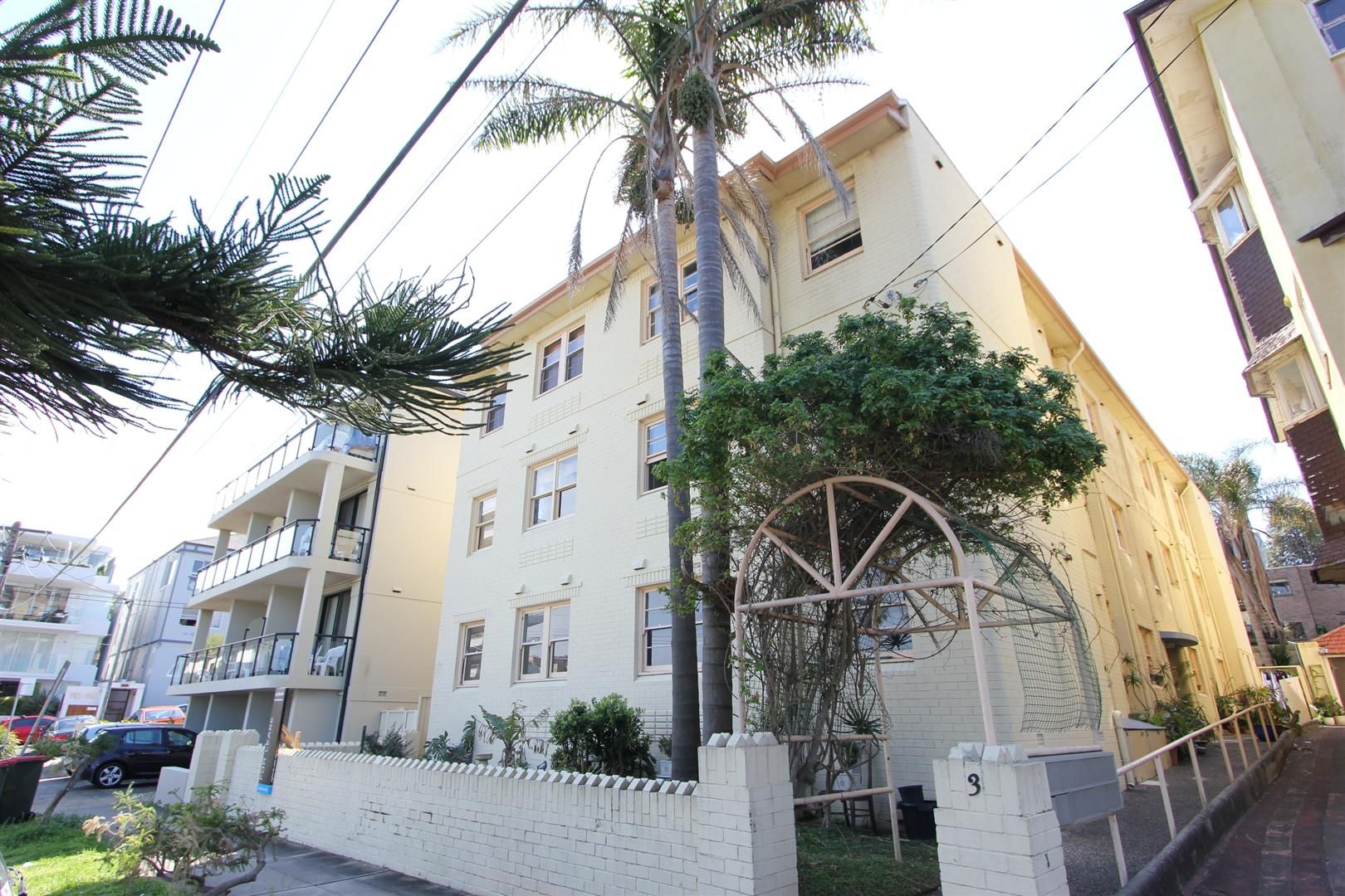 1 bedrooms Apartment / Unit / Flat in 4/3 Baden Street COOGEE NSW, 2034