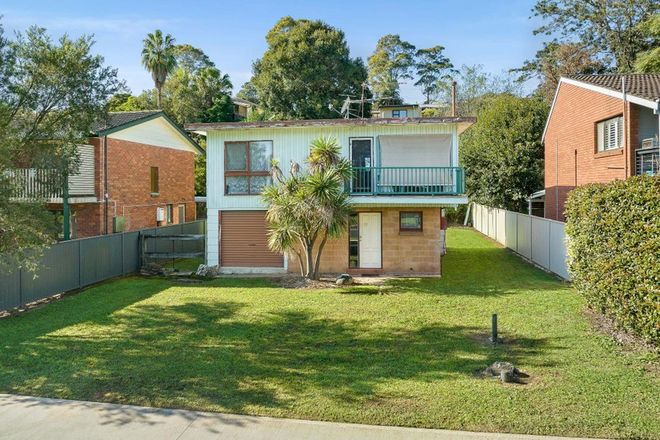 Picture of 17 Country Club Drive, CATALINA NSW 2536