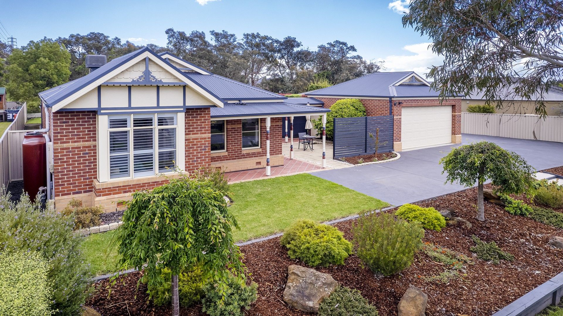 4 bedrooms House in 20 Bronzewing Court LANGWARRIN VIC, 3910