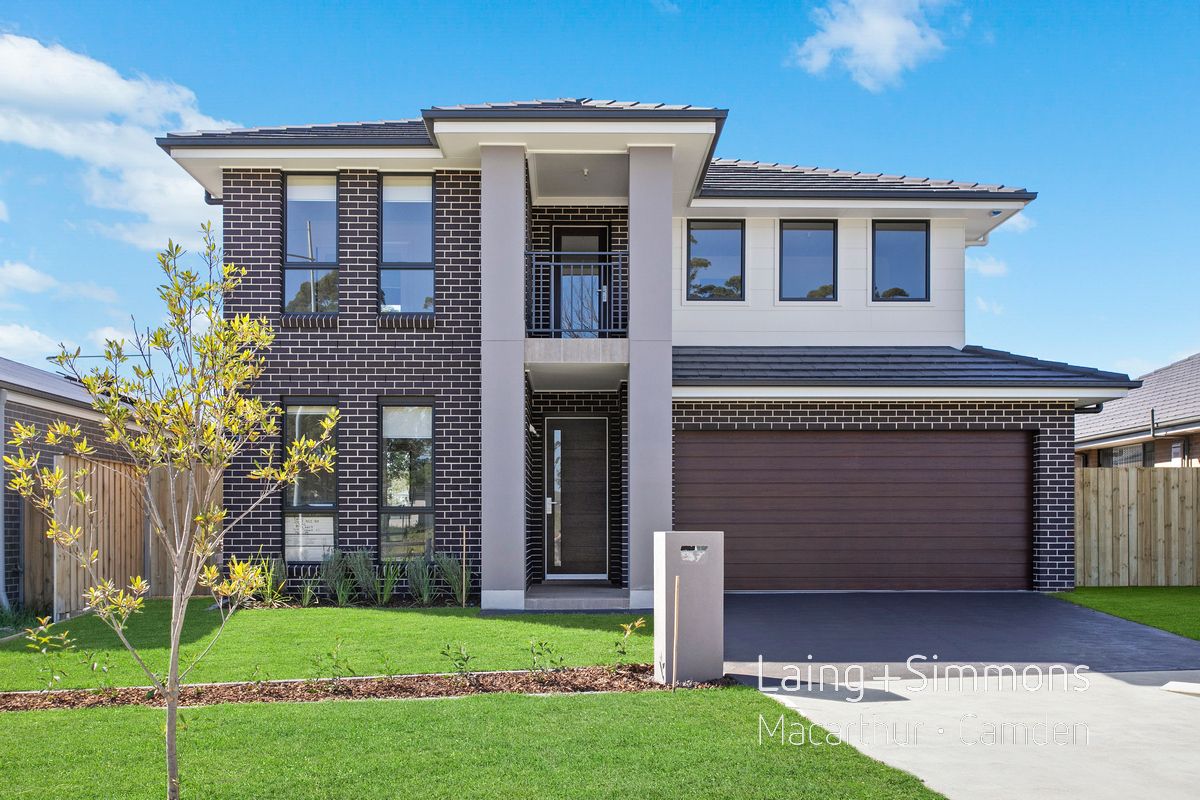 3 Pleasant Circuit, Gledswood Hills NSW 2557, Image 0