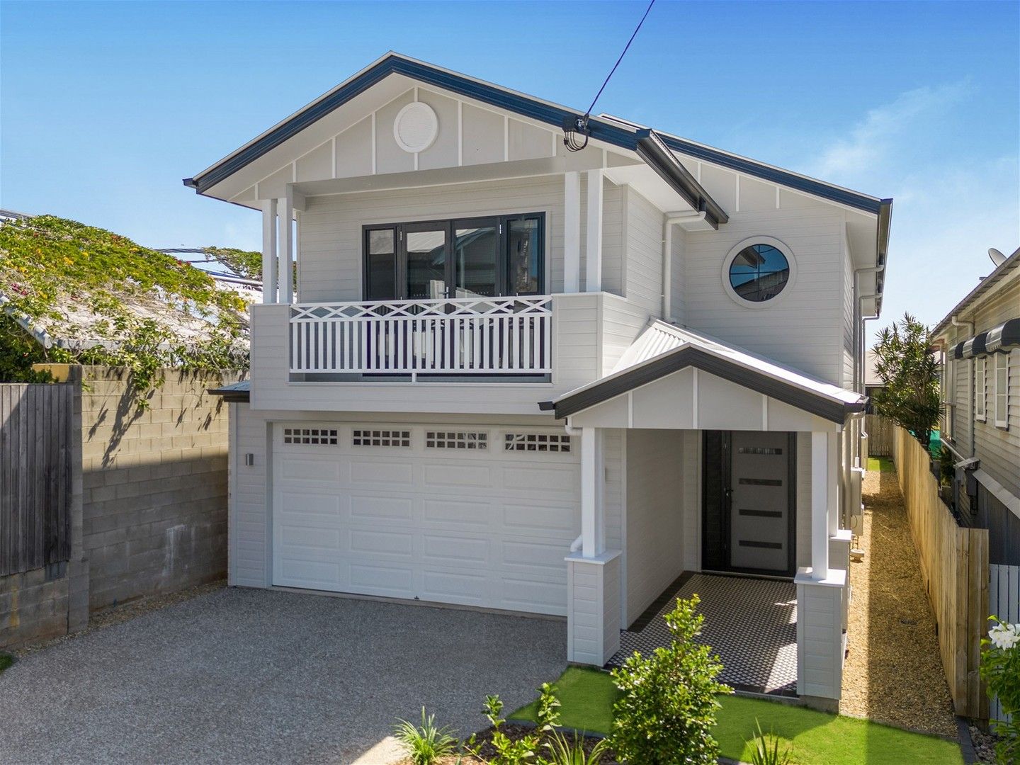 4 bedrooms House in 21 Twamley Street SHORNCLIFFE QLD, 4017