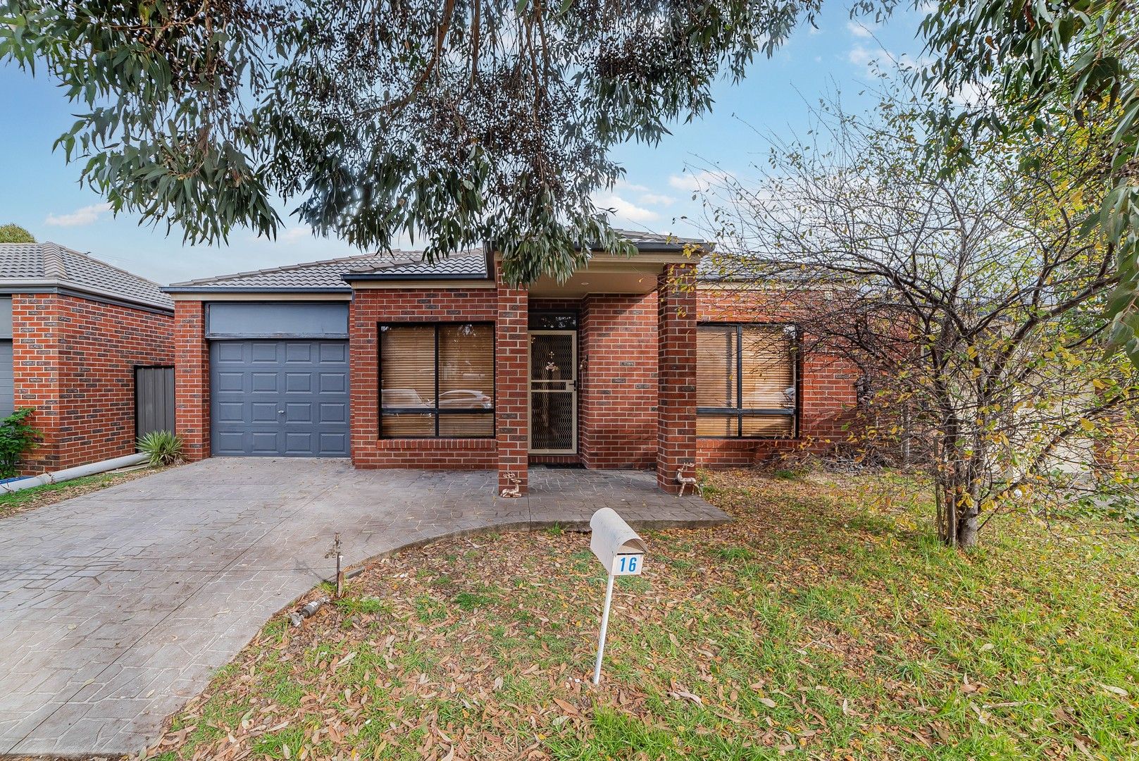 16 Cheltenham Close, Craigieburn VIC 3064, Image 0