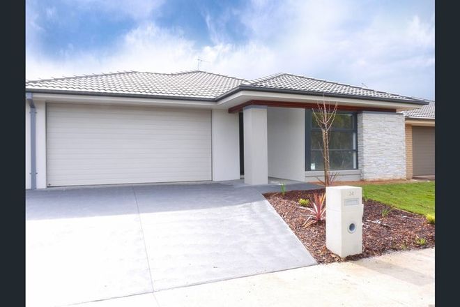 Picture of 24 Whites Road, MOUNT DUNEED VIC 3217