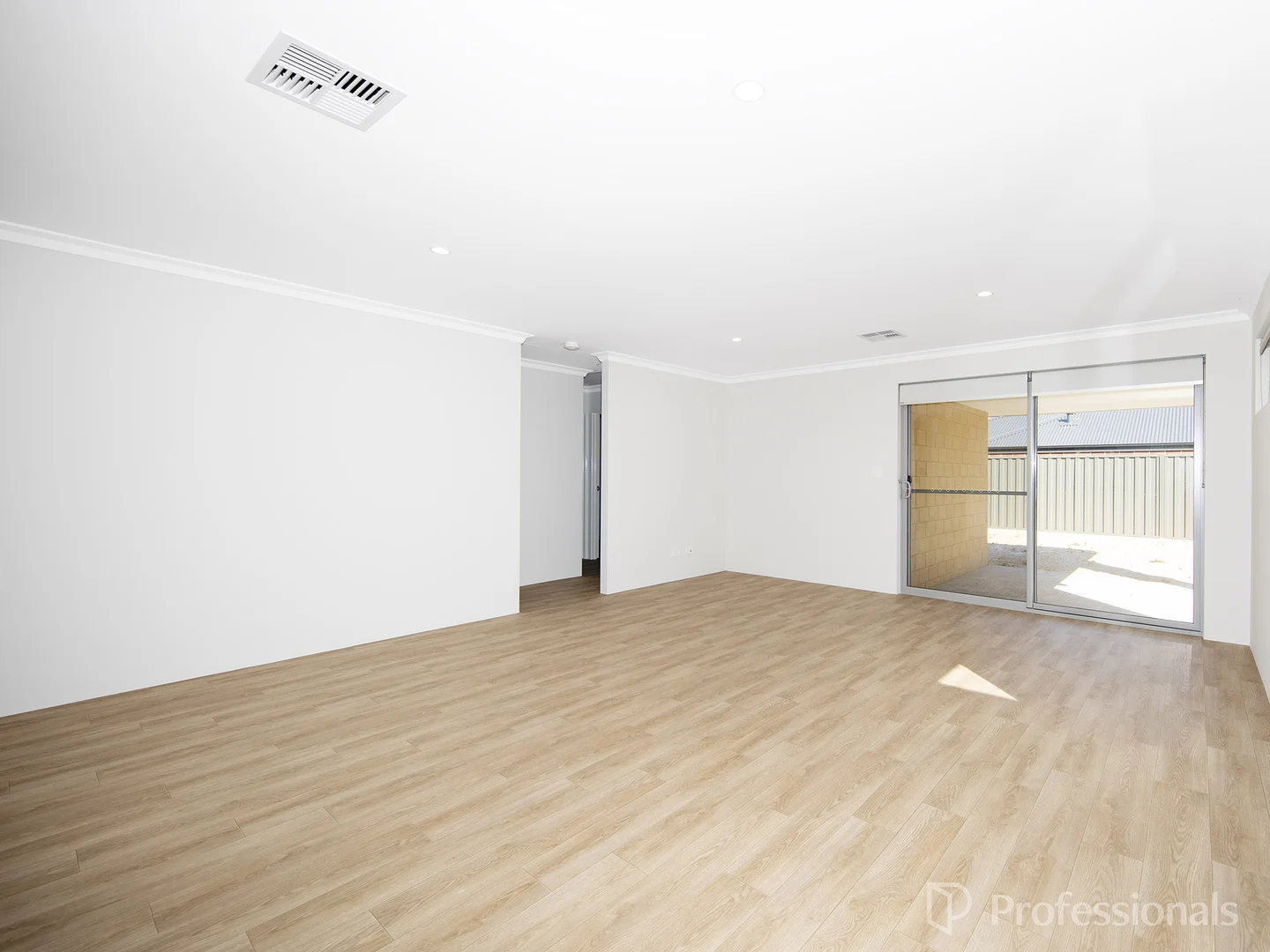 Additional image 11 of 123 Alverstone Boulevard, Lakelands WA 6180