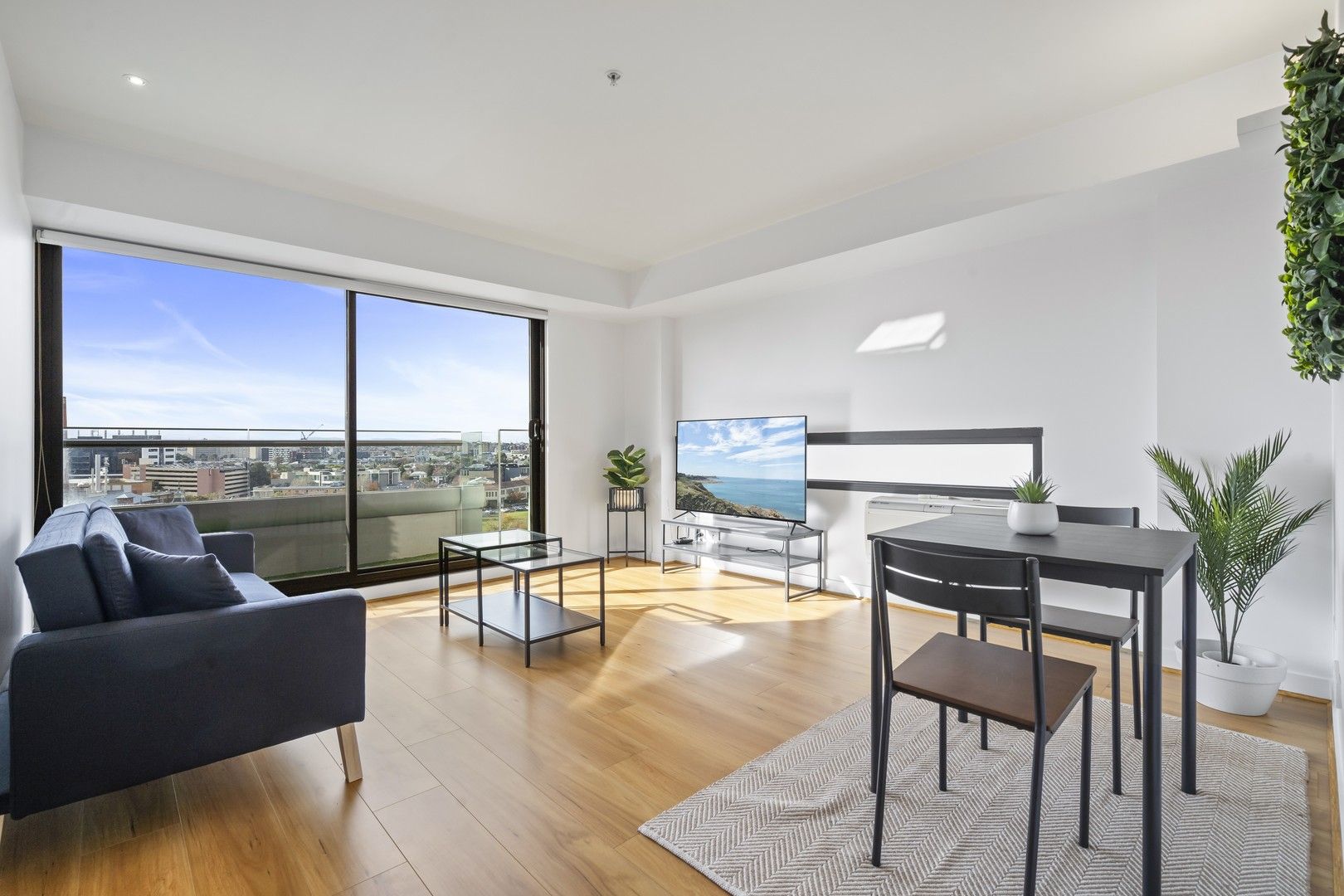 1 bedrooms Apartment / Unit / Flat in 1324/572 St Kilda Road MELBOURNE VIC, 3004