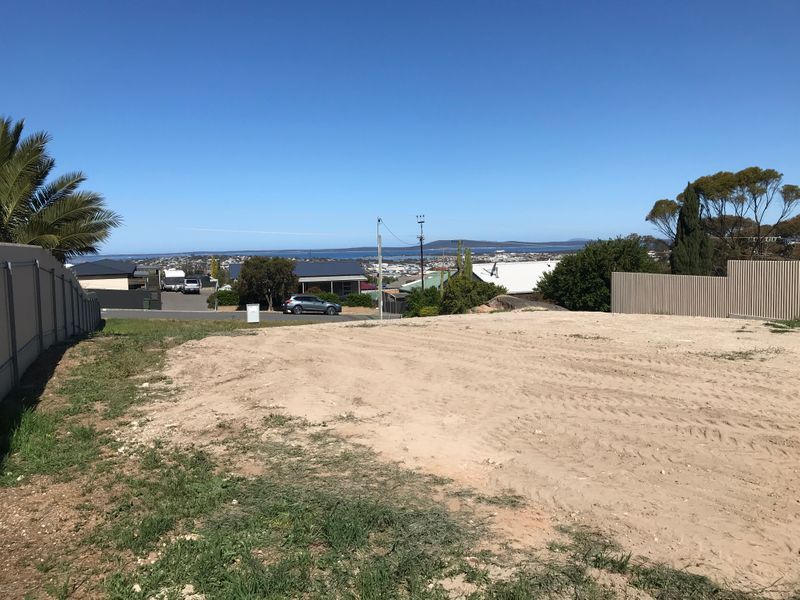 4 Paringa Avenue, Port Lincoln SA 5606, Image 2