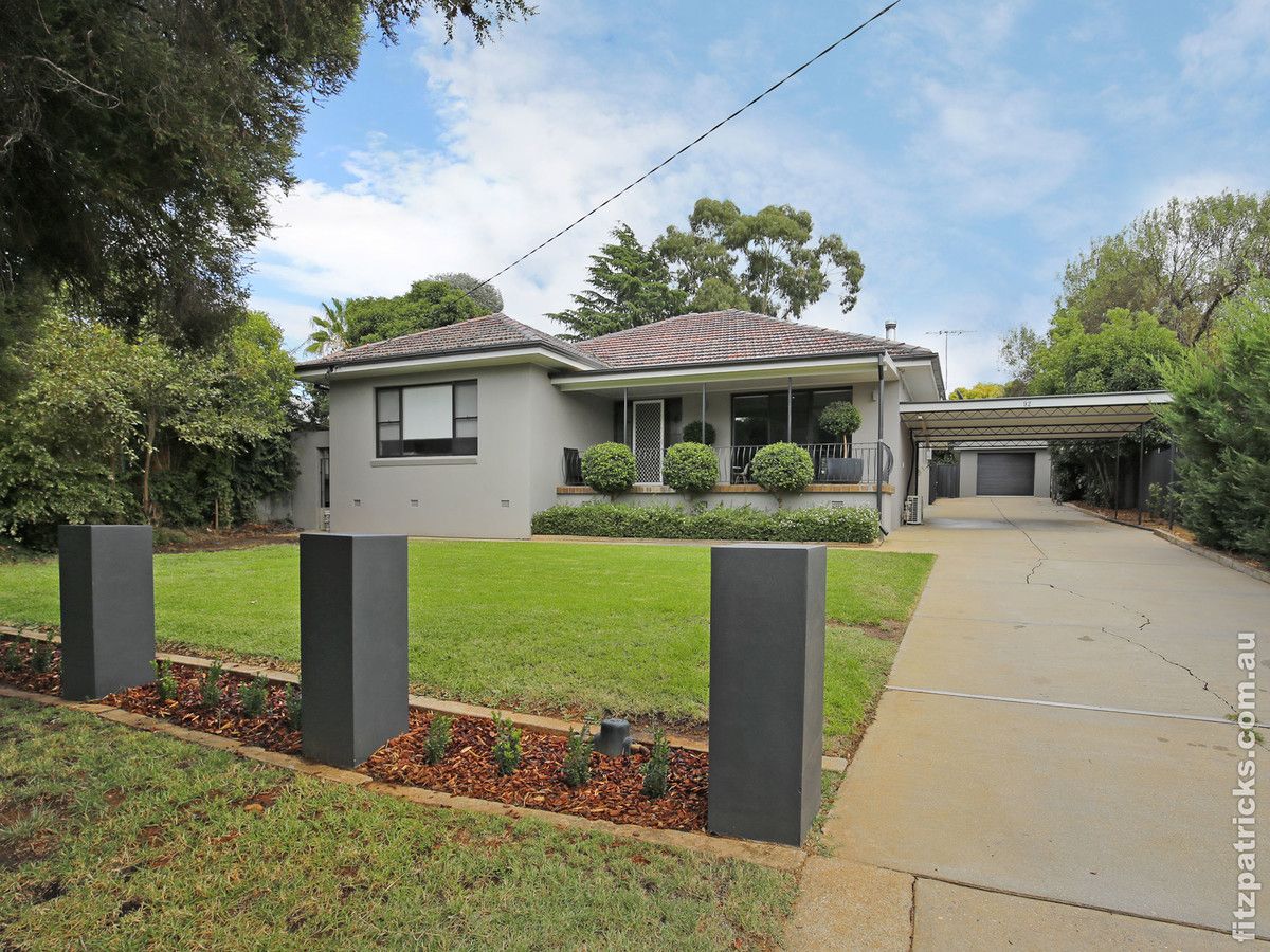 92 Grove Street, Kooringal NSW 2650, Image 0