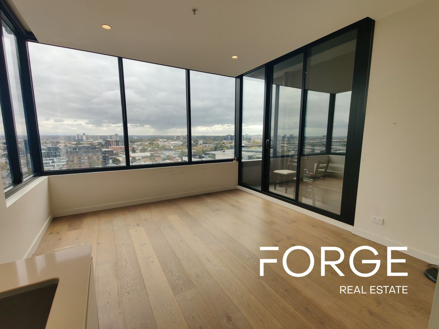 1 bedrooms Apartment / Unit / Flat in 1107/65 Dudley Street WEST MELBOURNE VIC, 3003