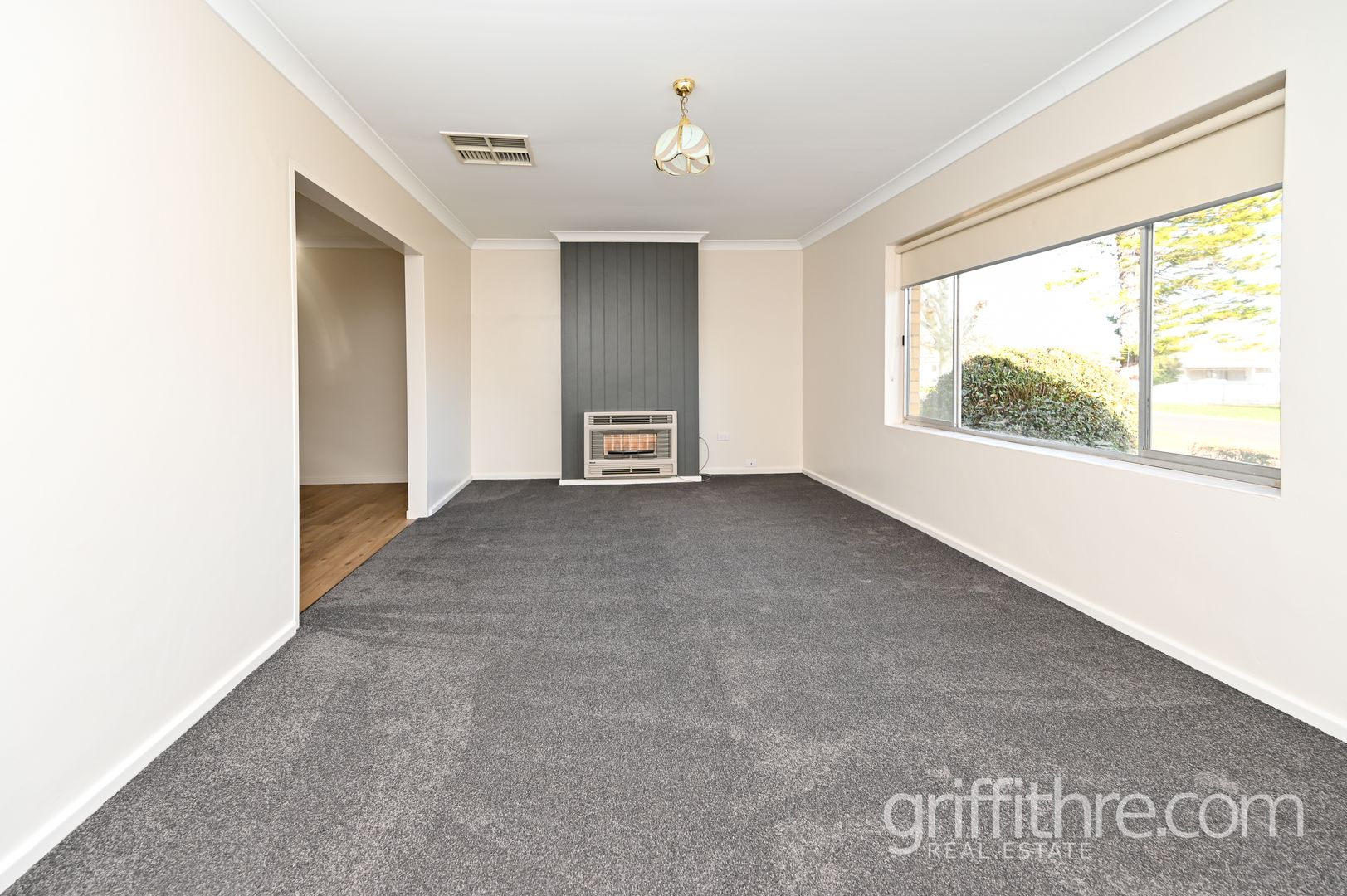 131 Macarthur St, Griffith NSW 2680, Image 2